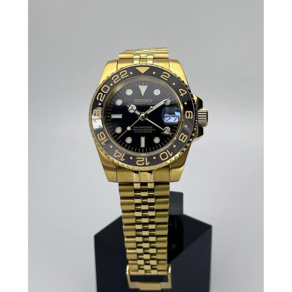 Custom Seiko Mod • Gold Bruce Wayne Automatic GMT • 40mm